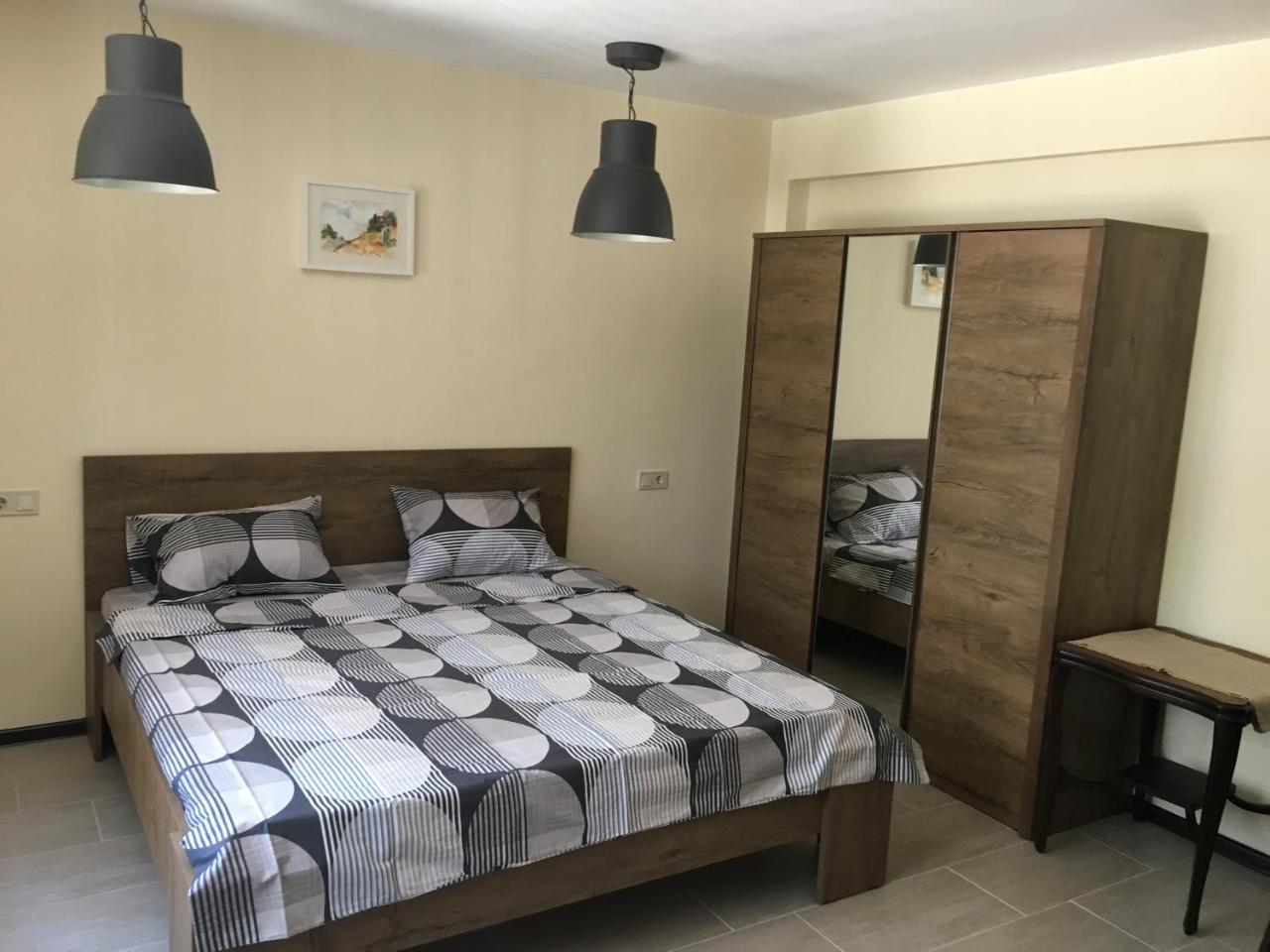 Отель Sofia Family House - Free Parking Экстерьер фото