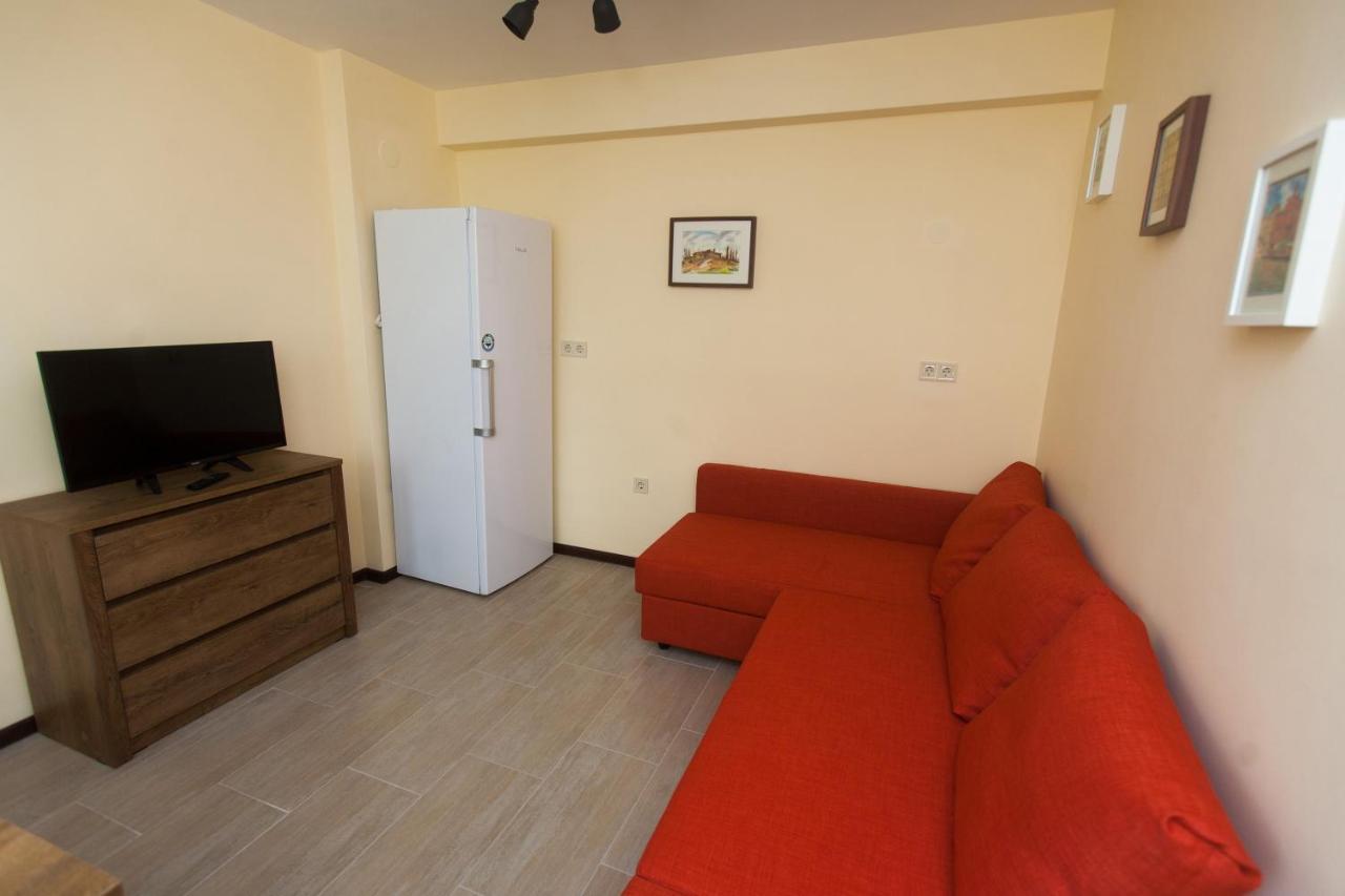 Отель Sofia Family House - Free Parking Экстерьер фото