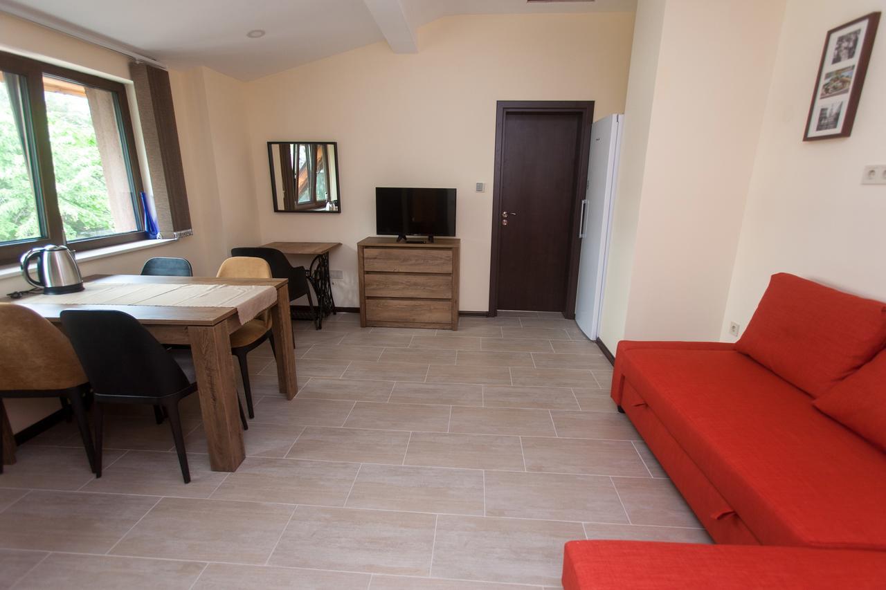 Отель Sofia Family House - Free Parking Экстерьер фото