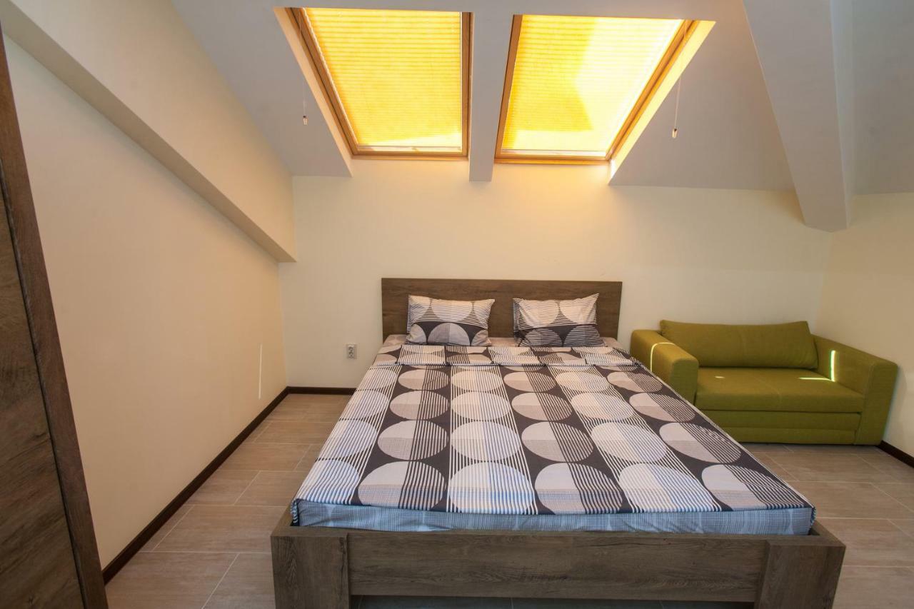 Отель Sofia Family House - Free Parking Экстерьер фото
