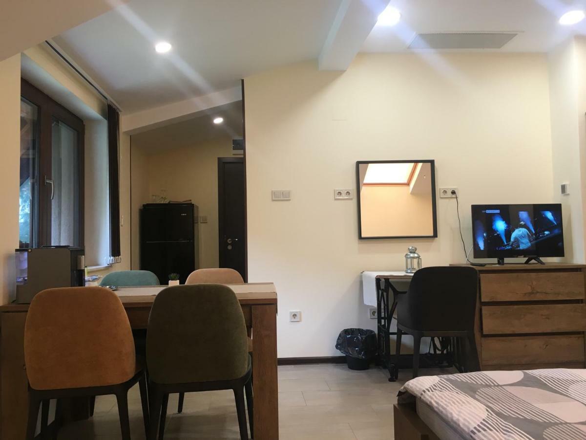 Отель Sofia Family House - Free Parking Экстерьер фото
